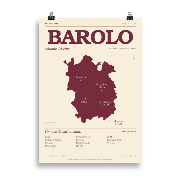 Barolo DOCG-vinkort som plakat i vinrød og creme med italiensk typografi og bynavne, 50 × 70 cm